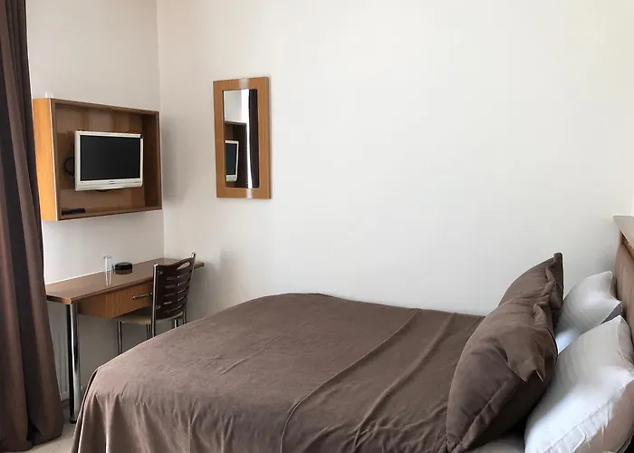 Gulistan Отель *